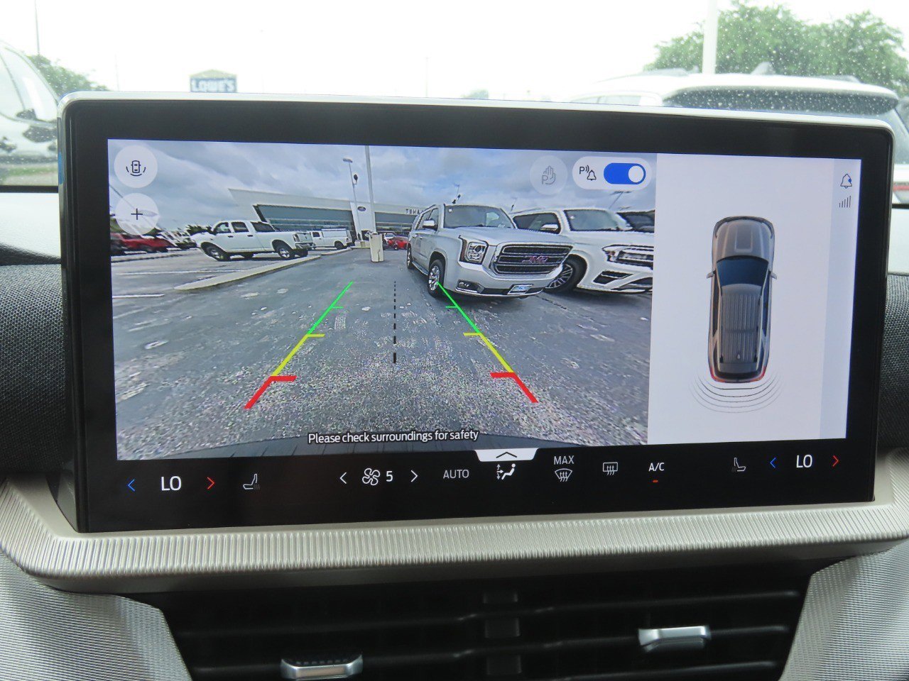 Certified 2025 Ford Explorer Active RWD image 33
