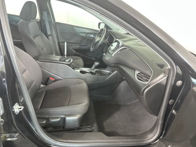 Used 2024 Chevrolet Malibu LT image 29