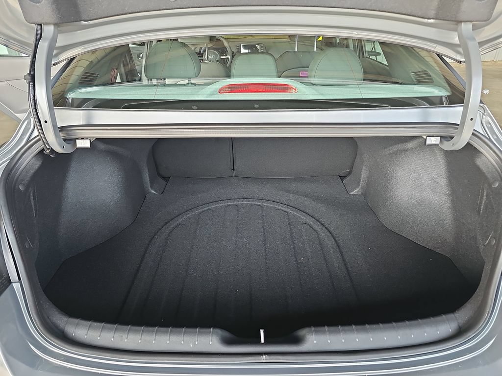 New 2026 Hyundai Elantra SEL Sport Premium FWD image 13