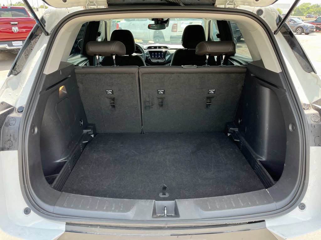 Used 2023 Chevrolet TrailBlazer LT w/ Convenience Package FWD image 24