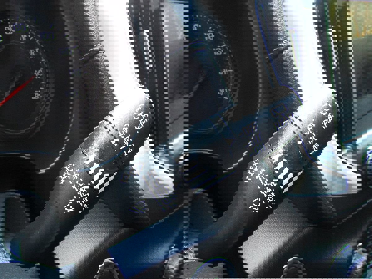 Used 2022 GMC Terrain SLT w/ Infotainment Package II image 11