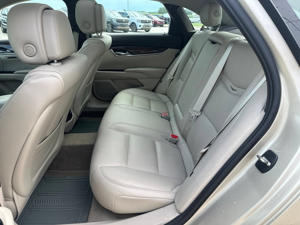 Used 2014 Cadillac XTS Luxury w/ Driver Awareness Package FWD image 23
