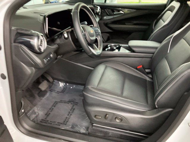 Used 2024 Chevrolet Blazer EV LT AWD/4WD image 17