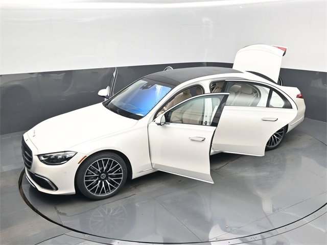 Used 2022 Mercedes-Benz S 580 4MATIC Sedan w/ Rear Seat Package image 63