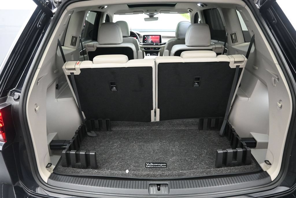 Used 2024 Volkswagen Atlas SEL Premium R-Line AWD/4WD image 36