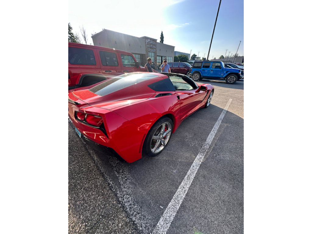 Used 2015 Chevrolet Corvette Stingray Coupe RWD image 6