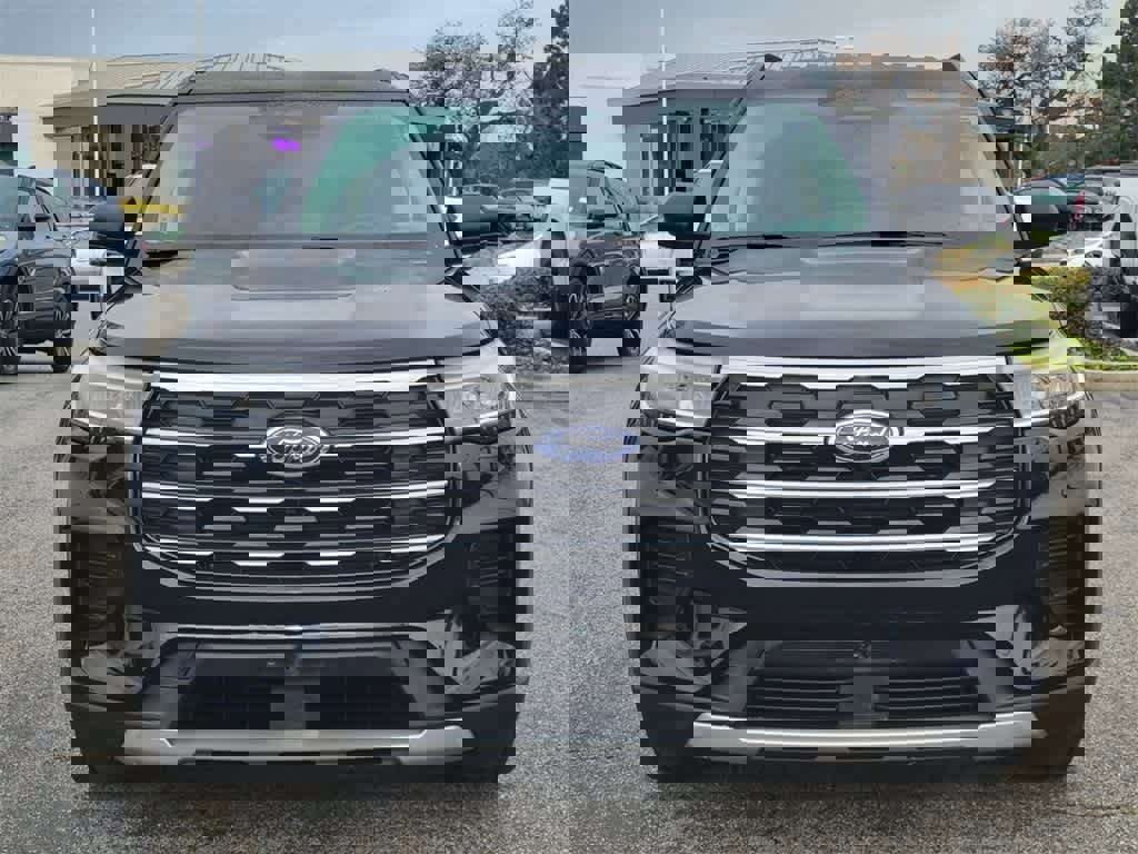 Used 2025 Ford Explorer Active image 9