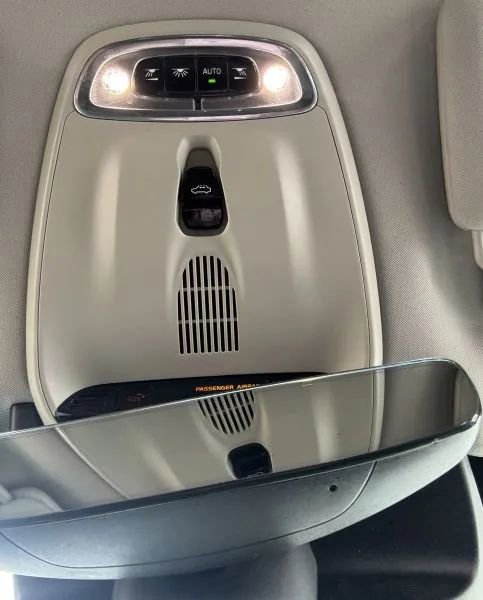 Used 2017 Volvo XC90 T6 Momentum w/ Vision Package image 42