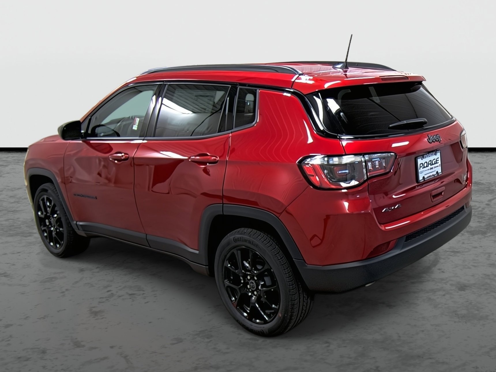 New 2026 Jeep Compass Latitude image 2