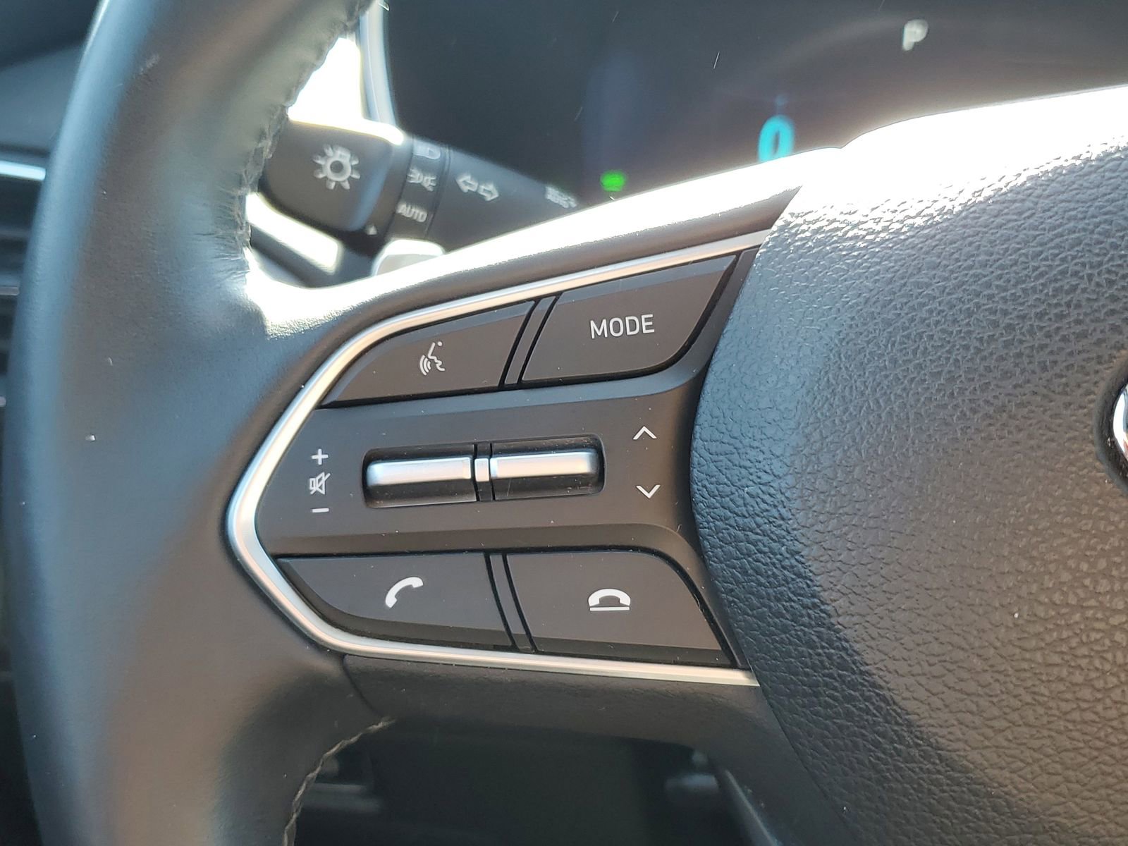 Used 2023 Hyundai Santa Fe Limited AWD/4WD image 23