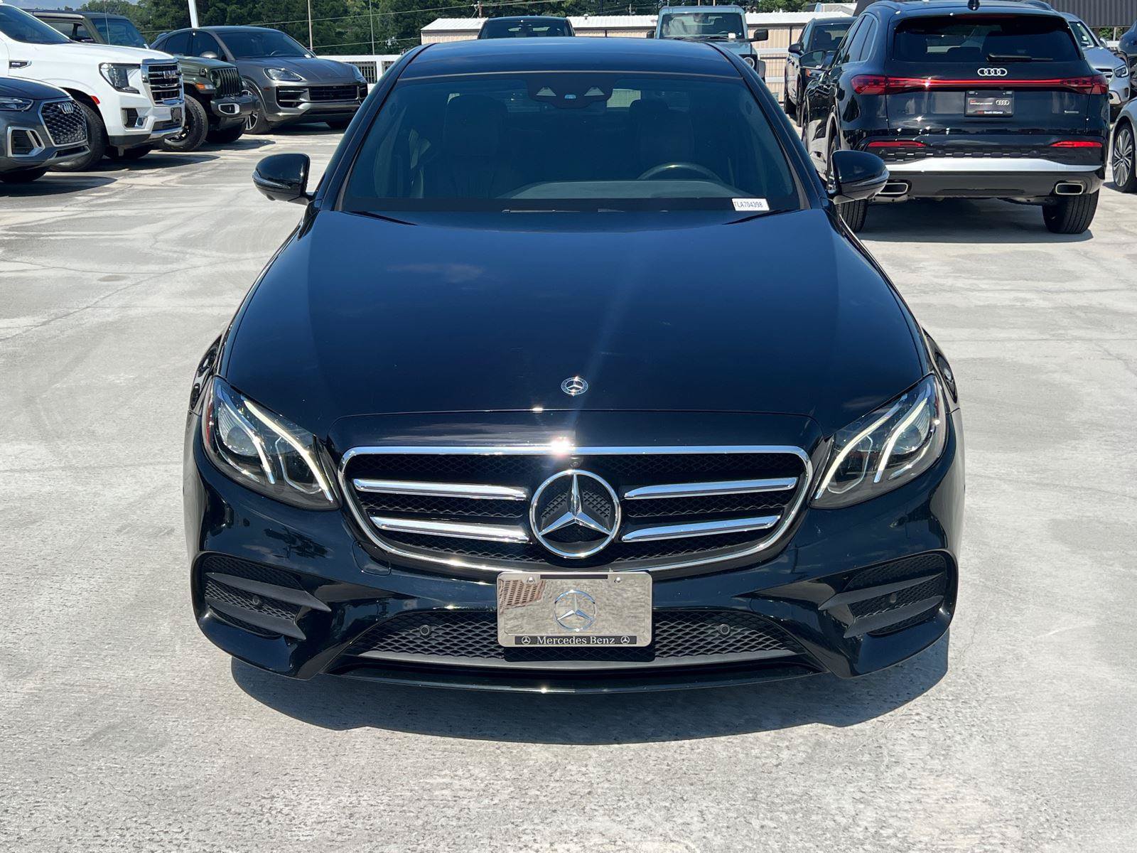 Used 2020 Mercedes-Benz E 350 Sedan image 2
