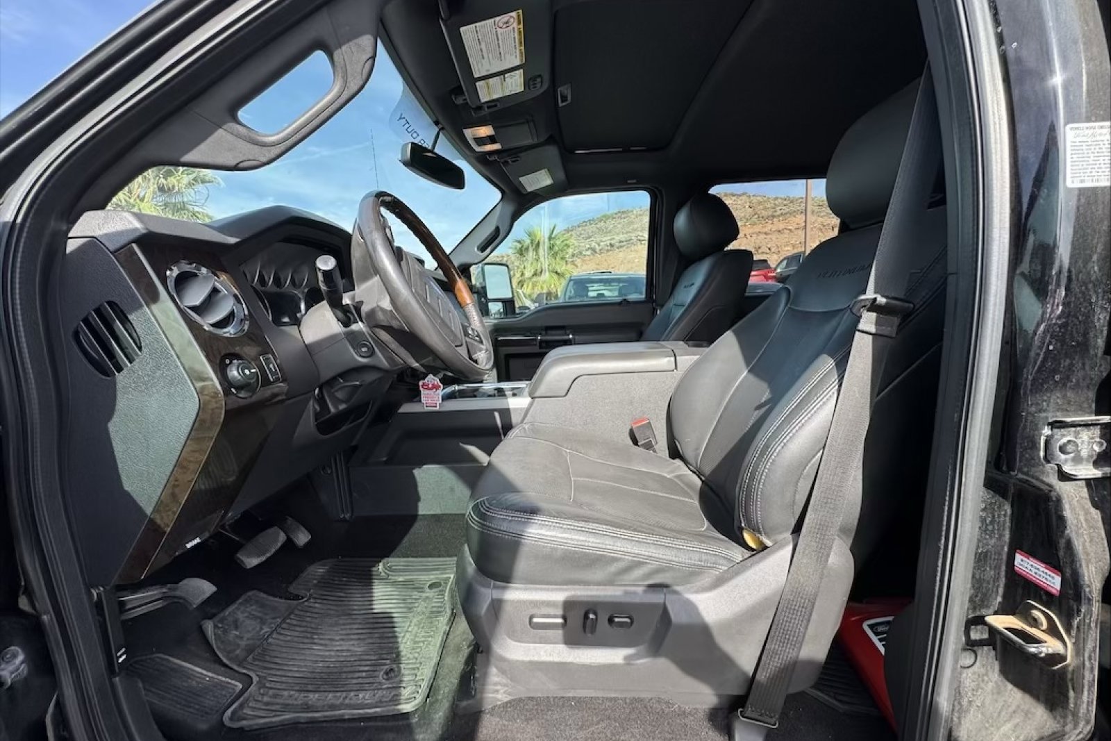 Used 2016 Ford F350 Platinum w/ Snow Plow Prep Package image 9