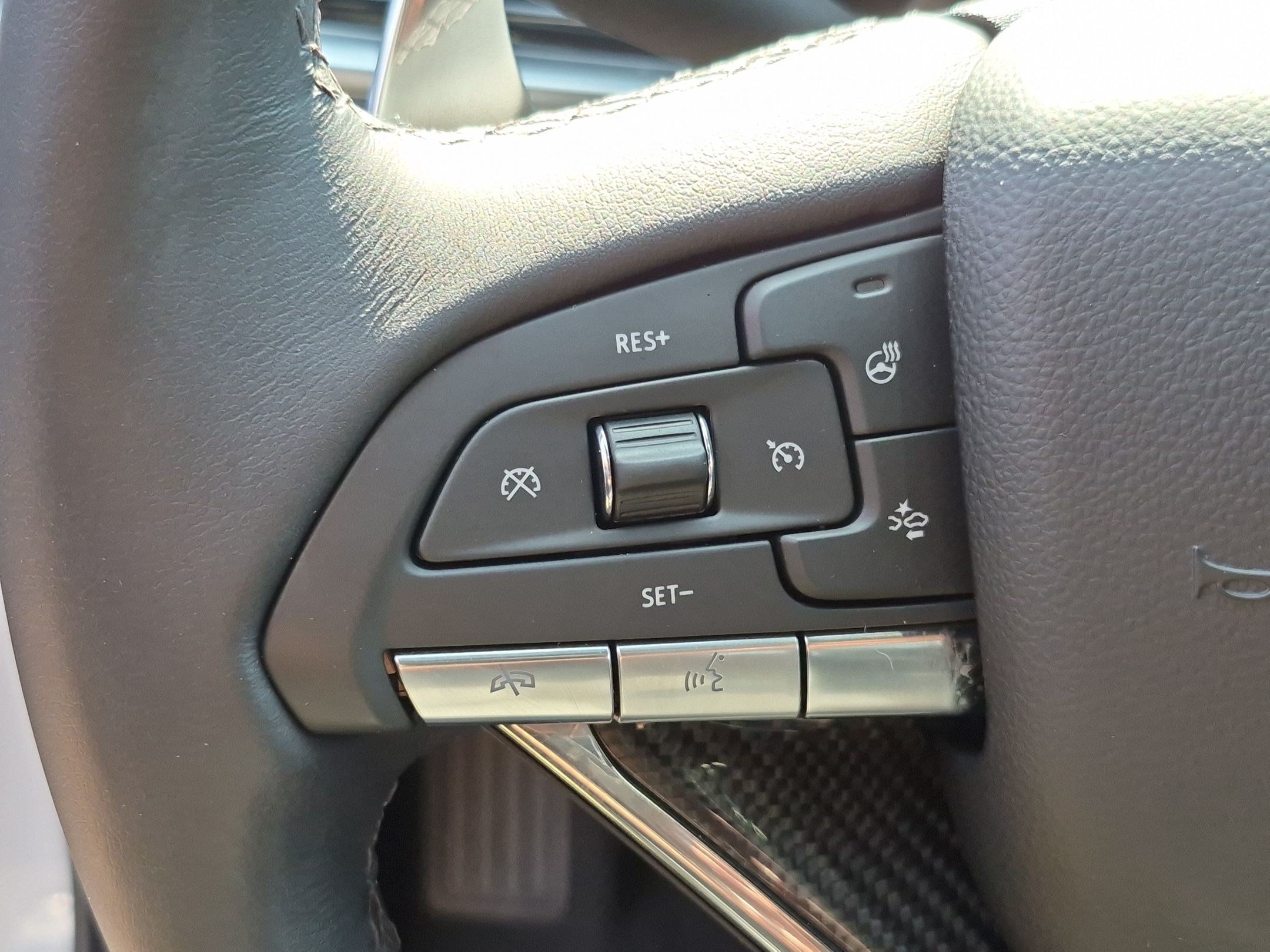 Used 2023 Cadillac XT6 Sport w/ Technology Package AWD/4WD image 19