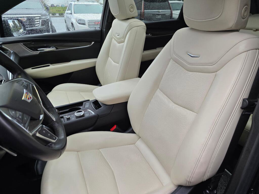 Used 2021 Cadillac XT5 Sportv w/ LPO, Floor Liner Package image 30