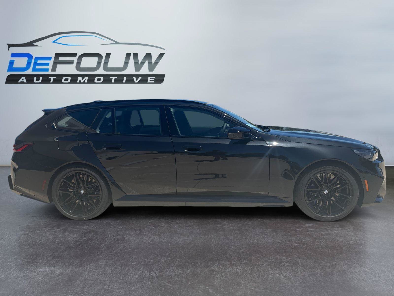 New 2027 BMW M5 Touring AWD/4WD image 12
