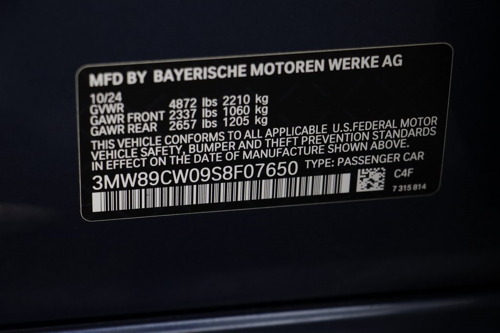 Certified 2025 BMW 330i xDrive Sedan w/ Convenience Package image 23