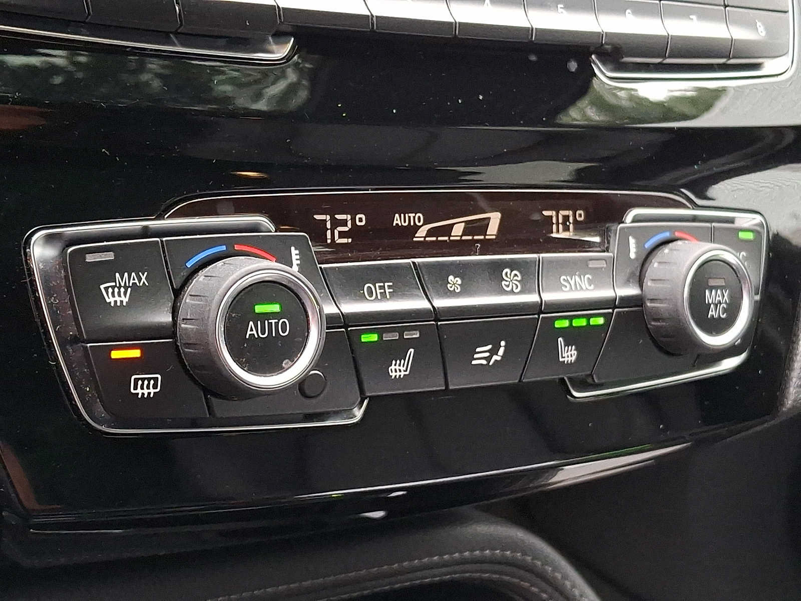 Used 2018 BMW X1 xDrive28i AWD/4WD image 14