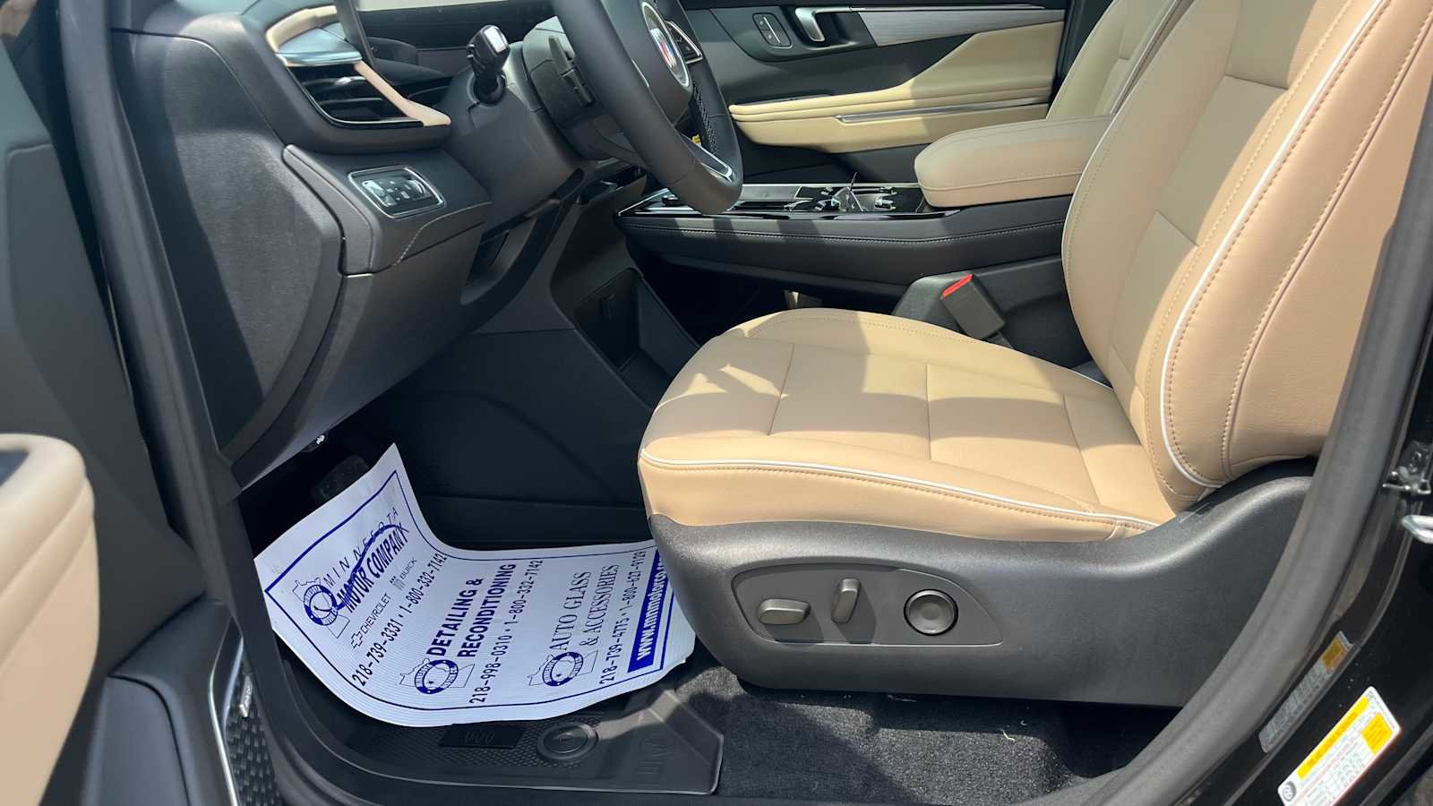 New 2026 Buick Enclave Preferred w/ Power Package image 7