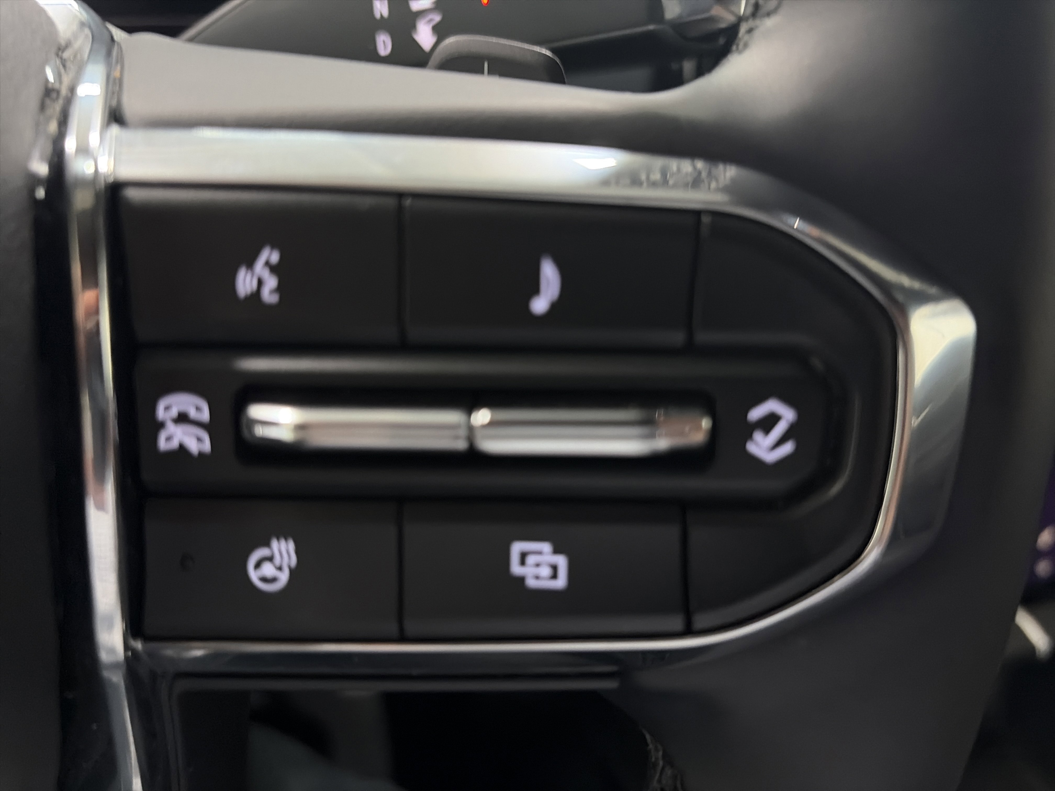 Used 2026 GMC Terrain Elevation w/ Elevation Premium Package image 16