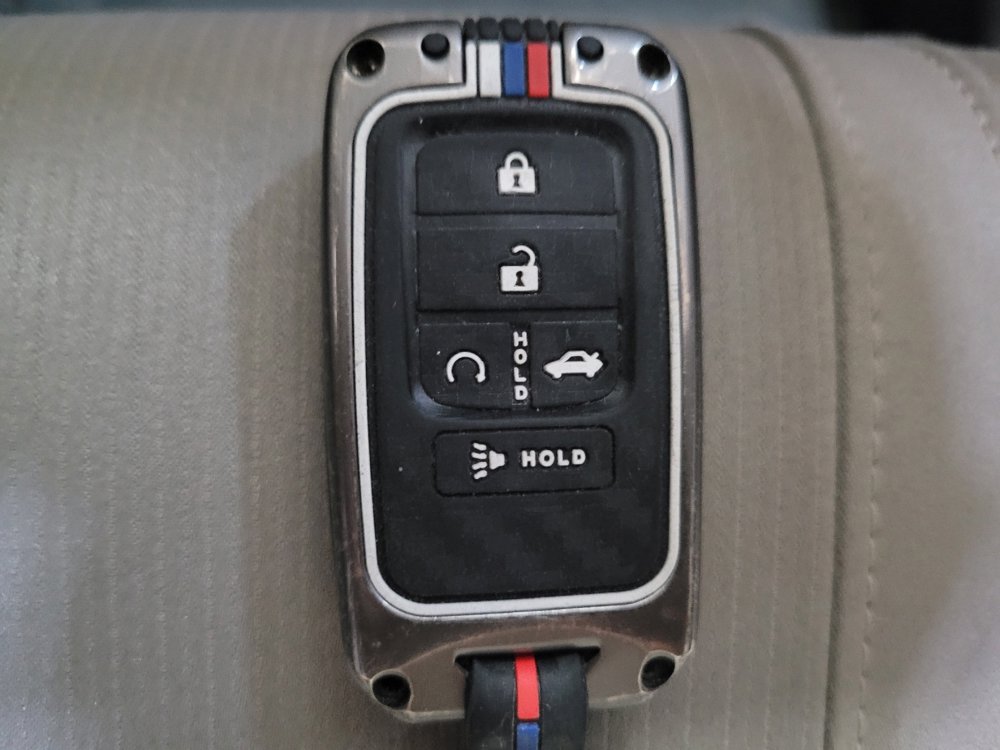 Used 2019 Honda Accord EX image 32