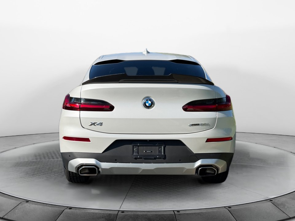 Used 2025 BMW X4 xDrive30i w/ Premium Package AWD/4WD image 6