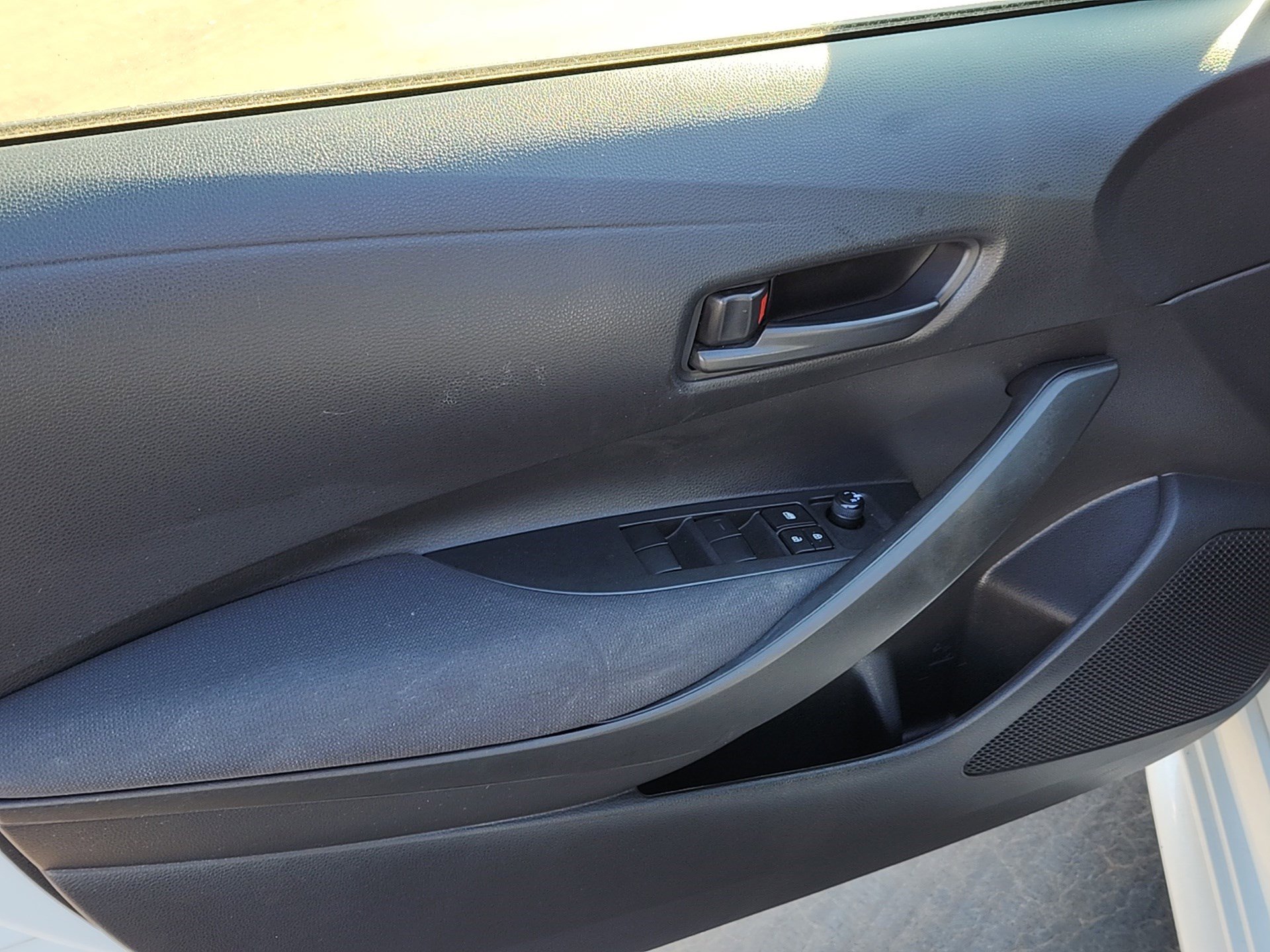 Certified 2023 Toyota Corolla LE w/ Carpet Mat Package (TMS) image 10