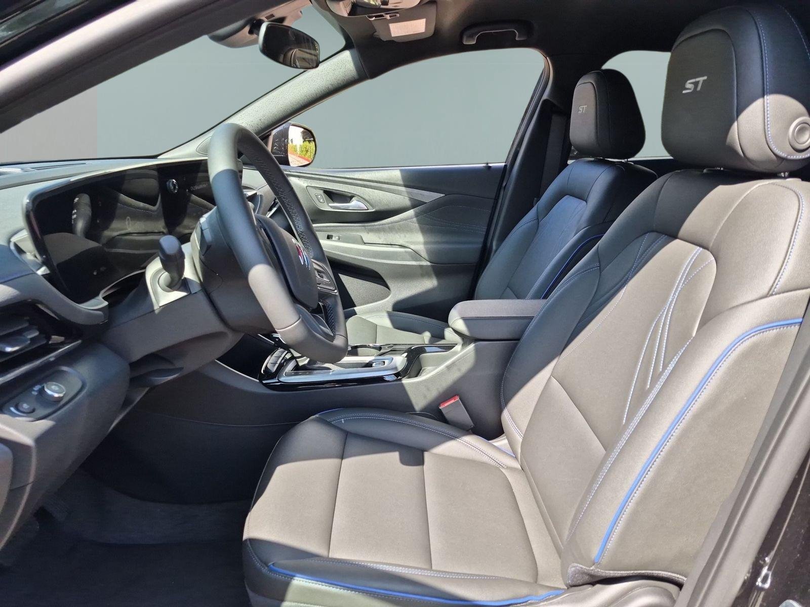 New 2026 Buick Envista Sport Touring w/ Advanced Safety Package FWD image 18