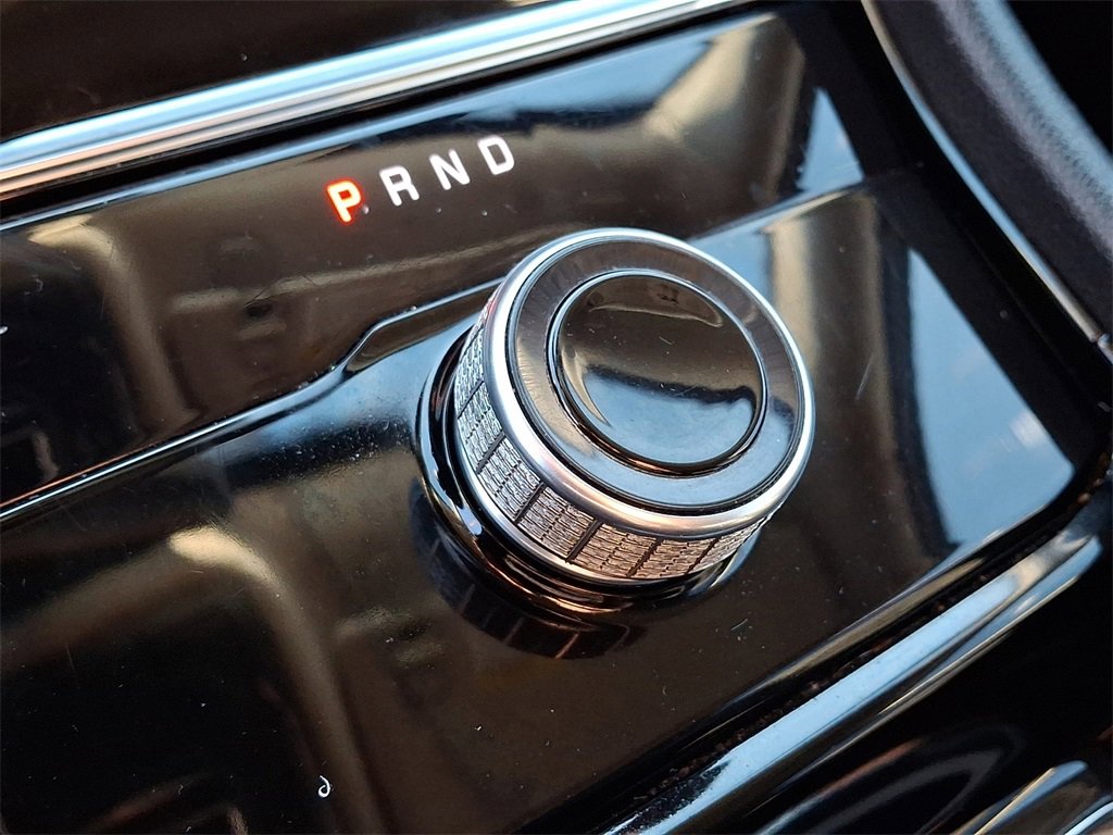 Used 2023 Jeep Grand Cherokee L Laredo image 16