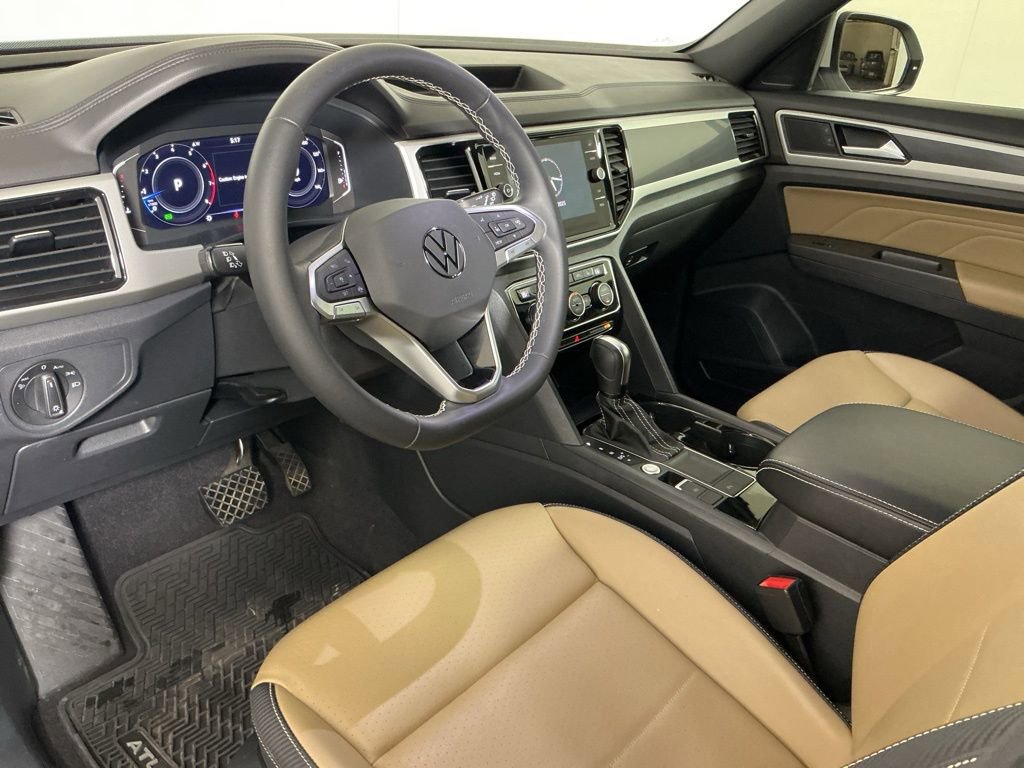 Used 2023 Volkswagen Atlas Cross Sport SE image 22