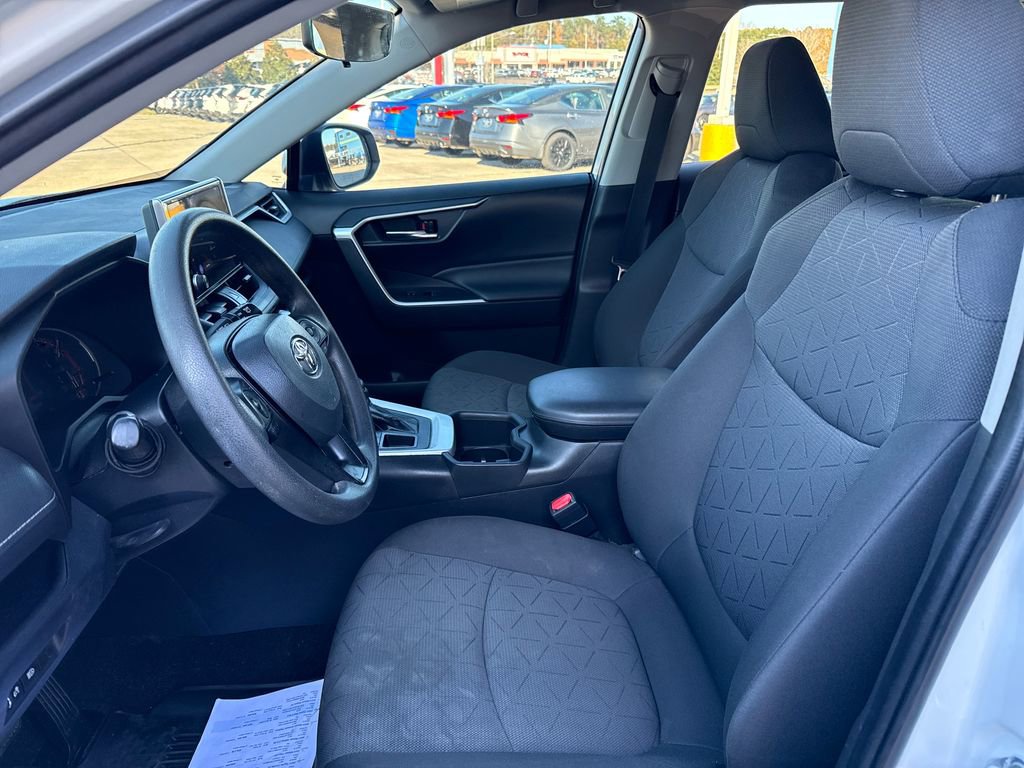 Used 2023 Toyota RAV4 XLE image 24