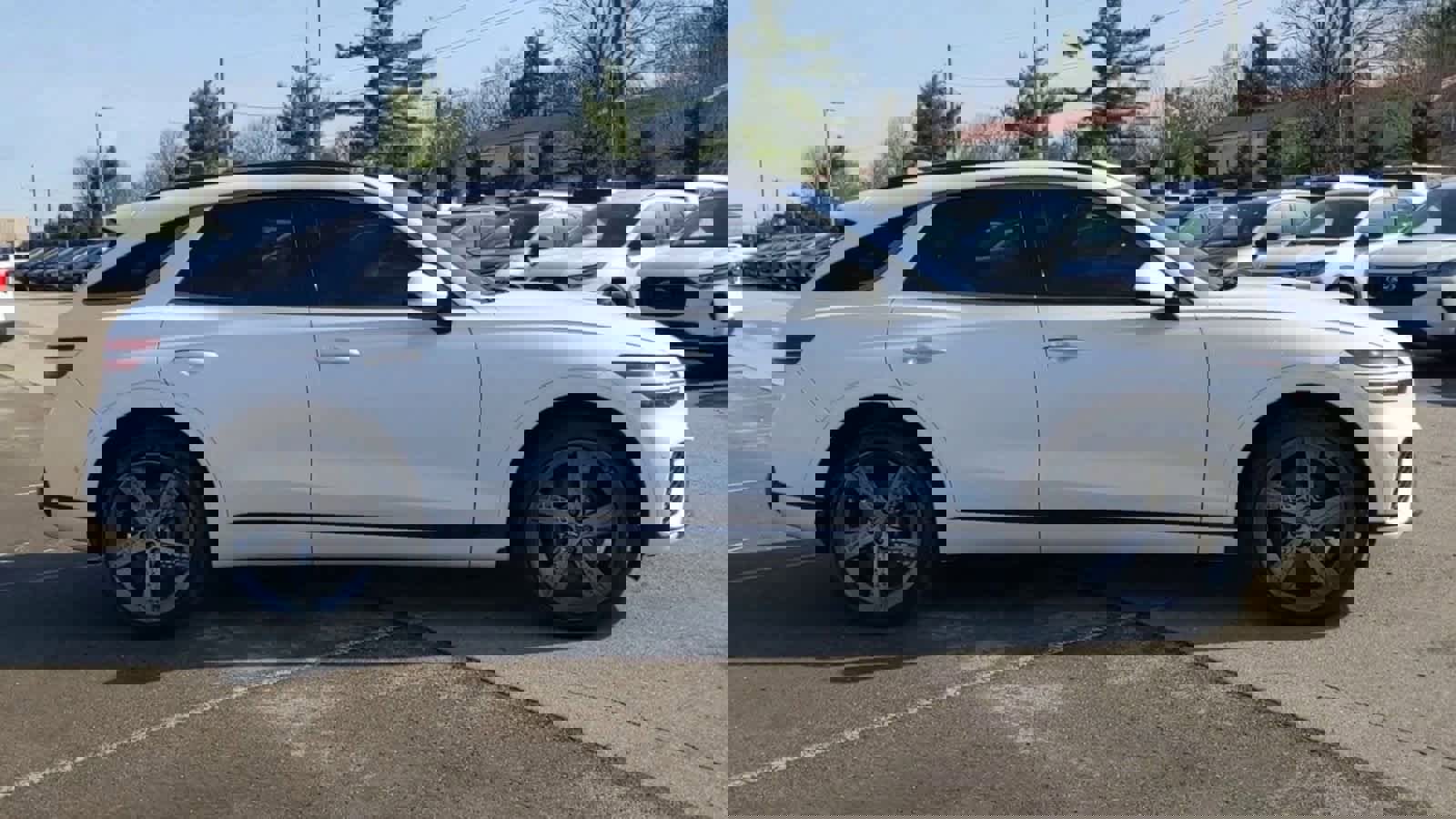 Used 2022 Genesis GV70 3.5T Sport w/ Sport Prestige Package image 9