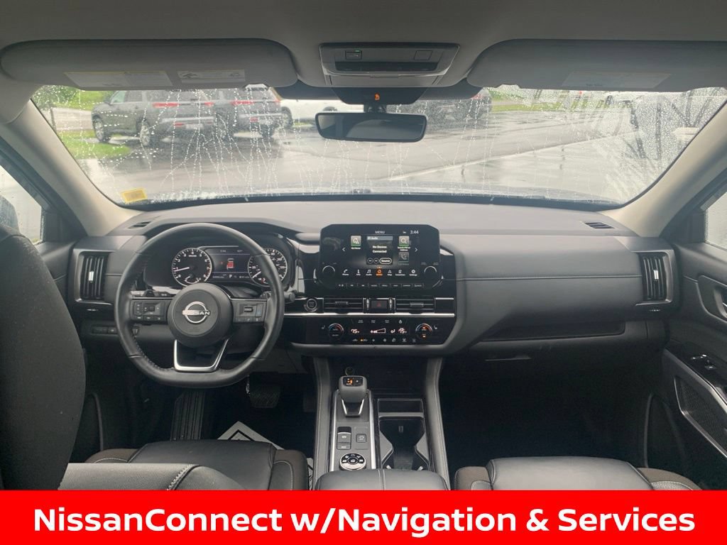 Certified 2024 Nissan Pathfinder SL AWD/4WD image 16