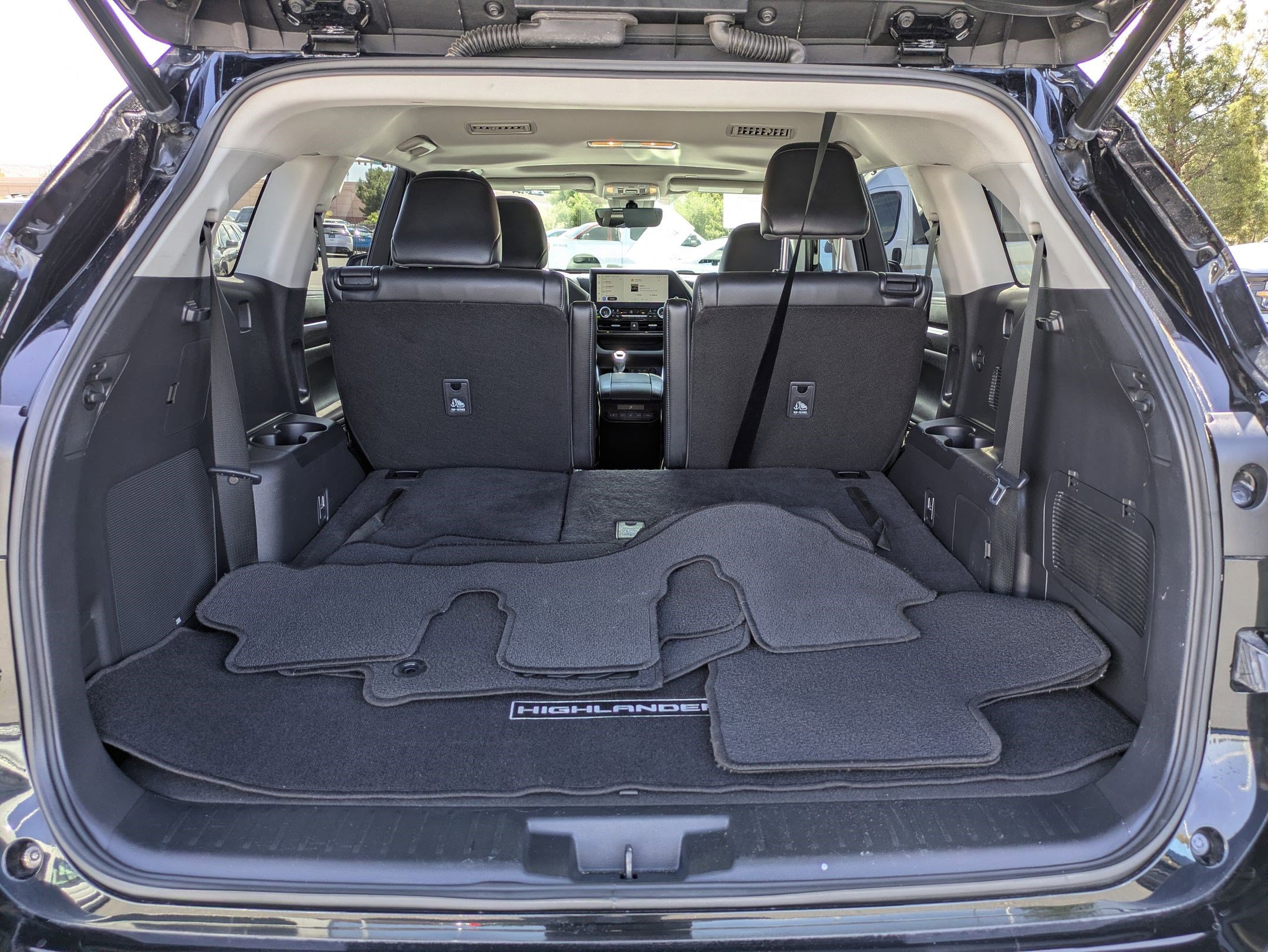 Used 2023 Toyota Highlander Limited AWD/4WD image 29