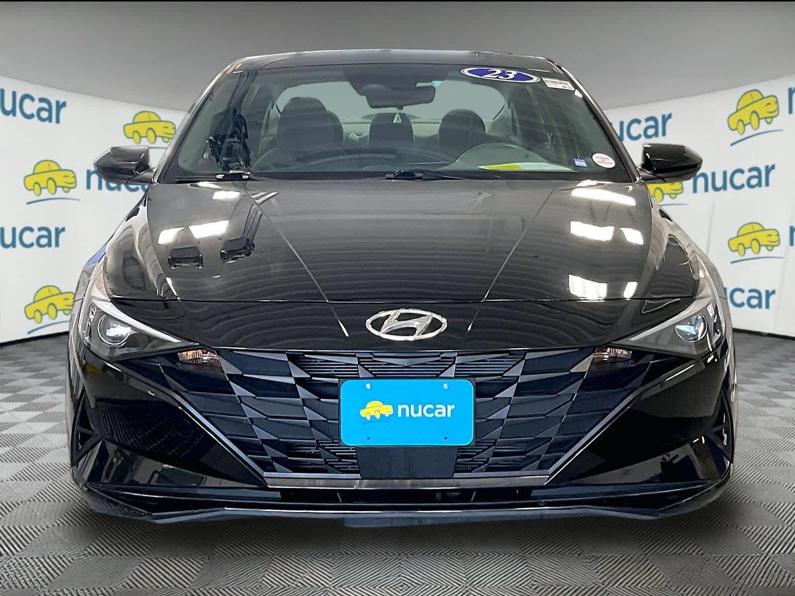 Used 2023 Hyundai Elantra SEL w/ Convenience Package FWD image 2