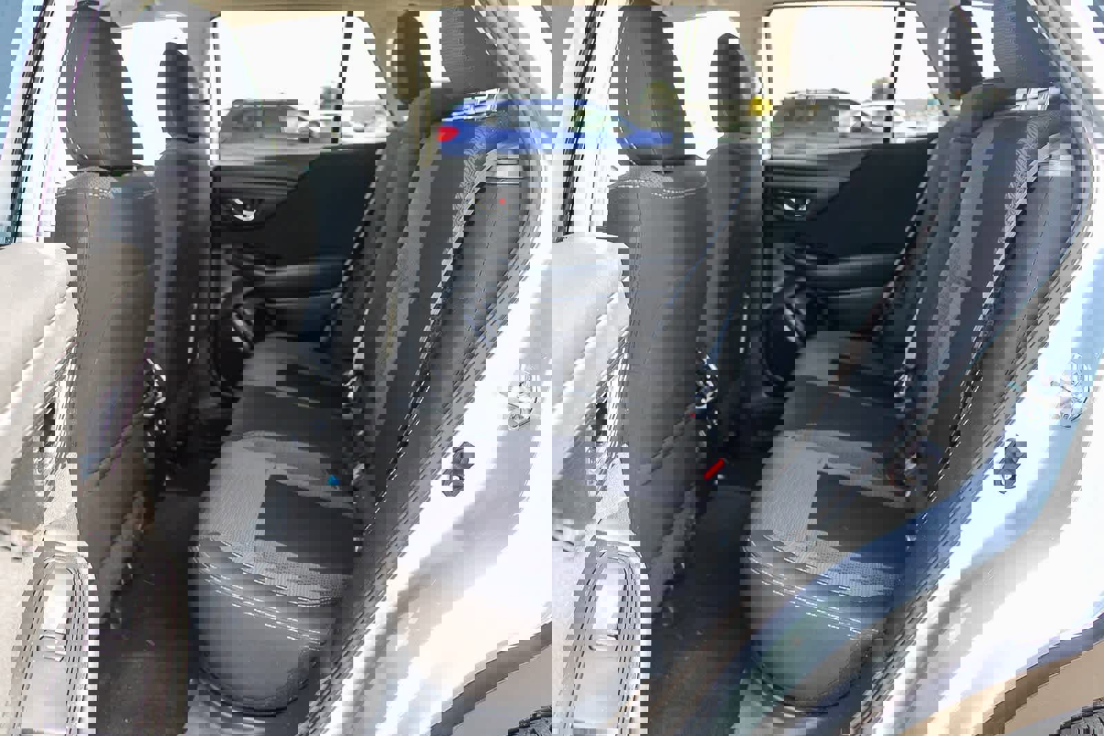 Used 2023 Subaru Outback Premium image 18