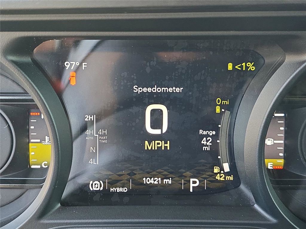 Used 2024 Jeep Wrangler Unlimited w/ Convenience Group AWD/4WD image 32