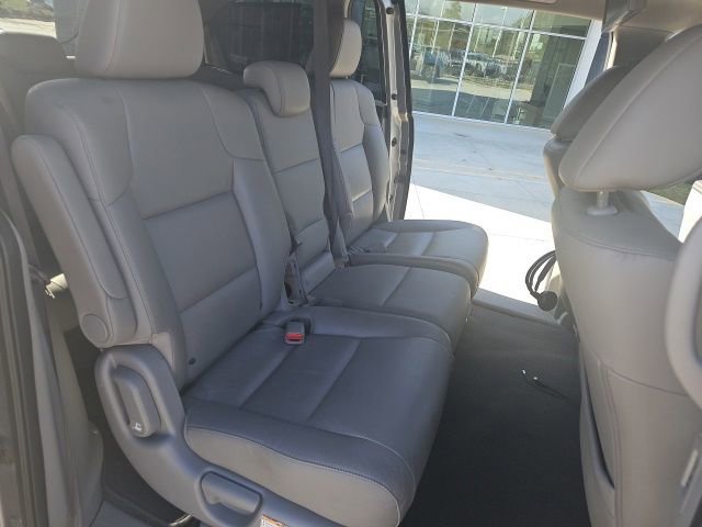 Used 2016 Honda Odyssey Touring Elite image 27