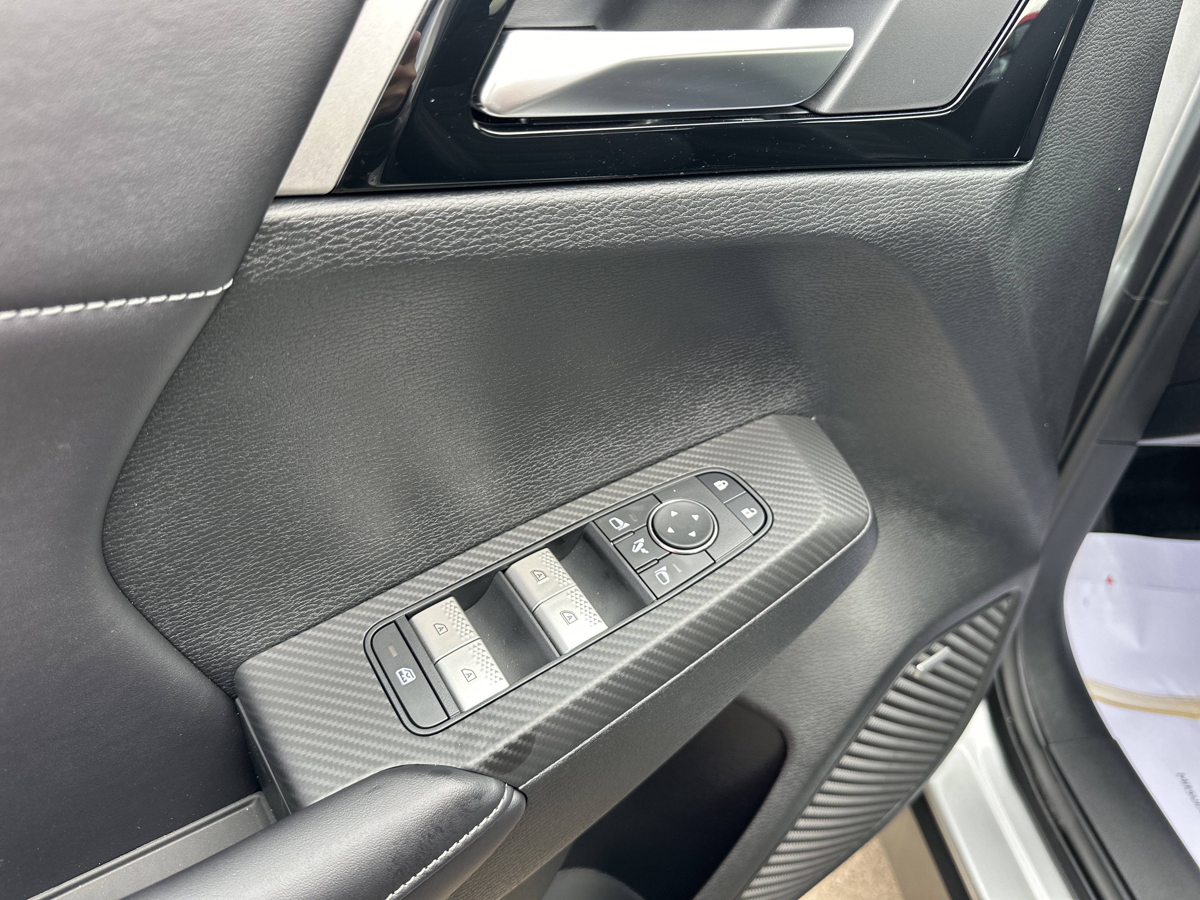 New 2026 Mitsubishi Outlander SE AWD/4WD image 9