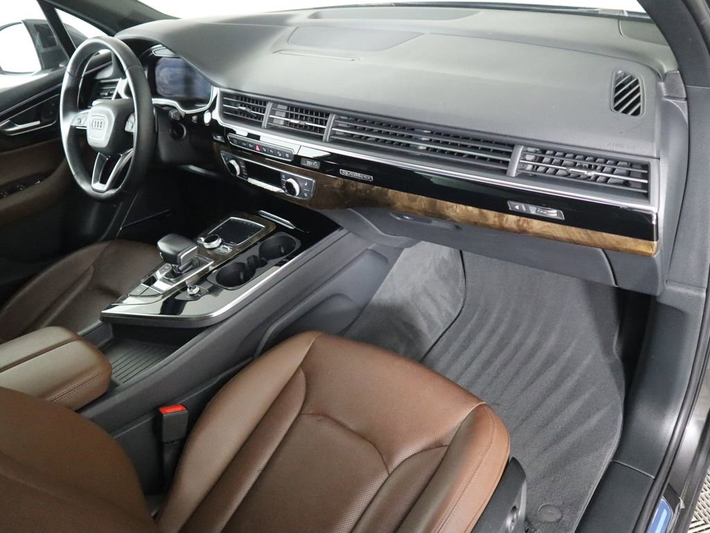 Used 2019 Audi Q7 3.0T Premium Plus w/ Premium Plus Package image 18