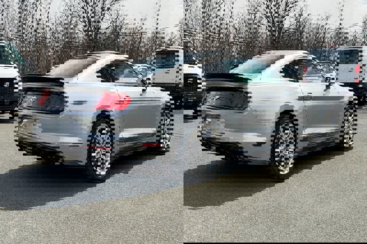 Used 2020 Ford Mustang Premium w/ Equipment Group 201A image 3