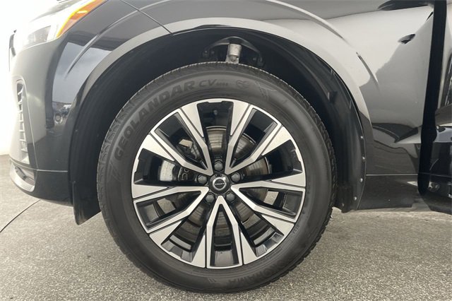 Used 2023 Volvo XC60 B5 Plus image 47