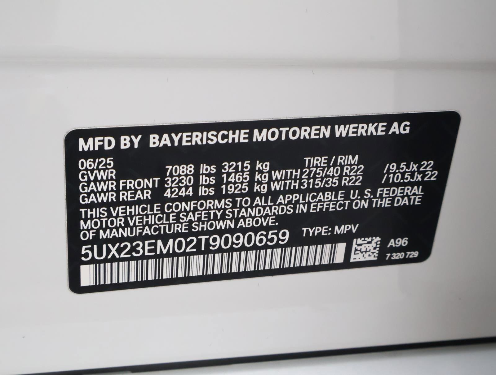 Used 2026 BMW X7 xDrive40i w/ Executive Package AWD/4WD image 25