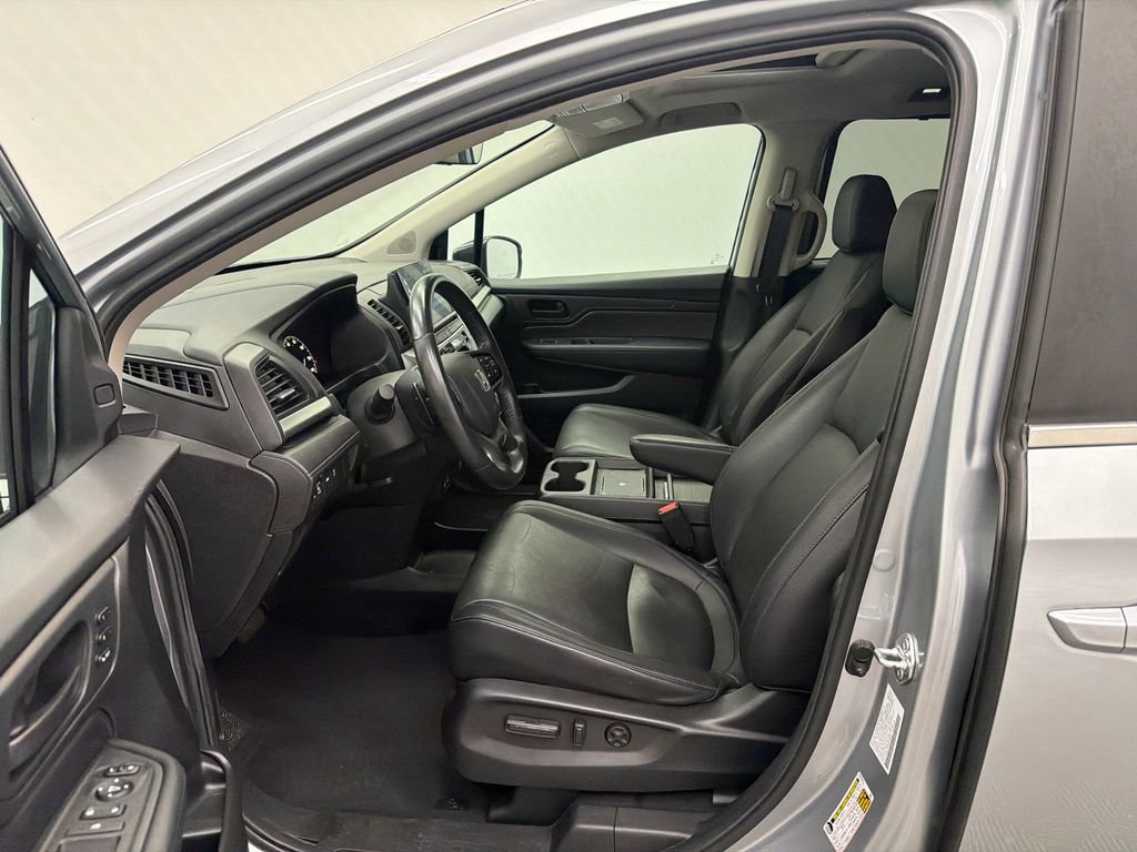 Used 2025 Honda Odyssey EX-L image 9