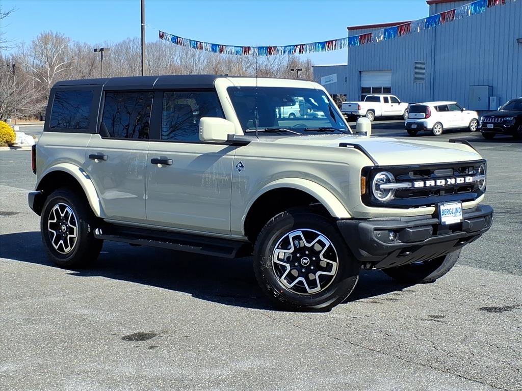 New 2026 Ford Bronco Outer Banks