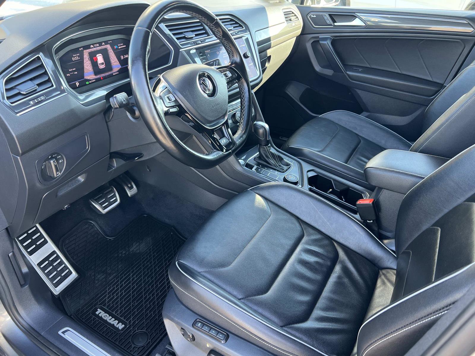 Used 2021 Volkswagen Tiguan SEL Premium R-Line image 5