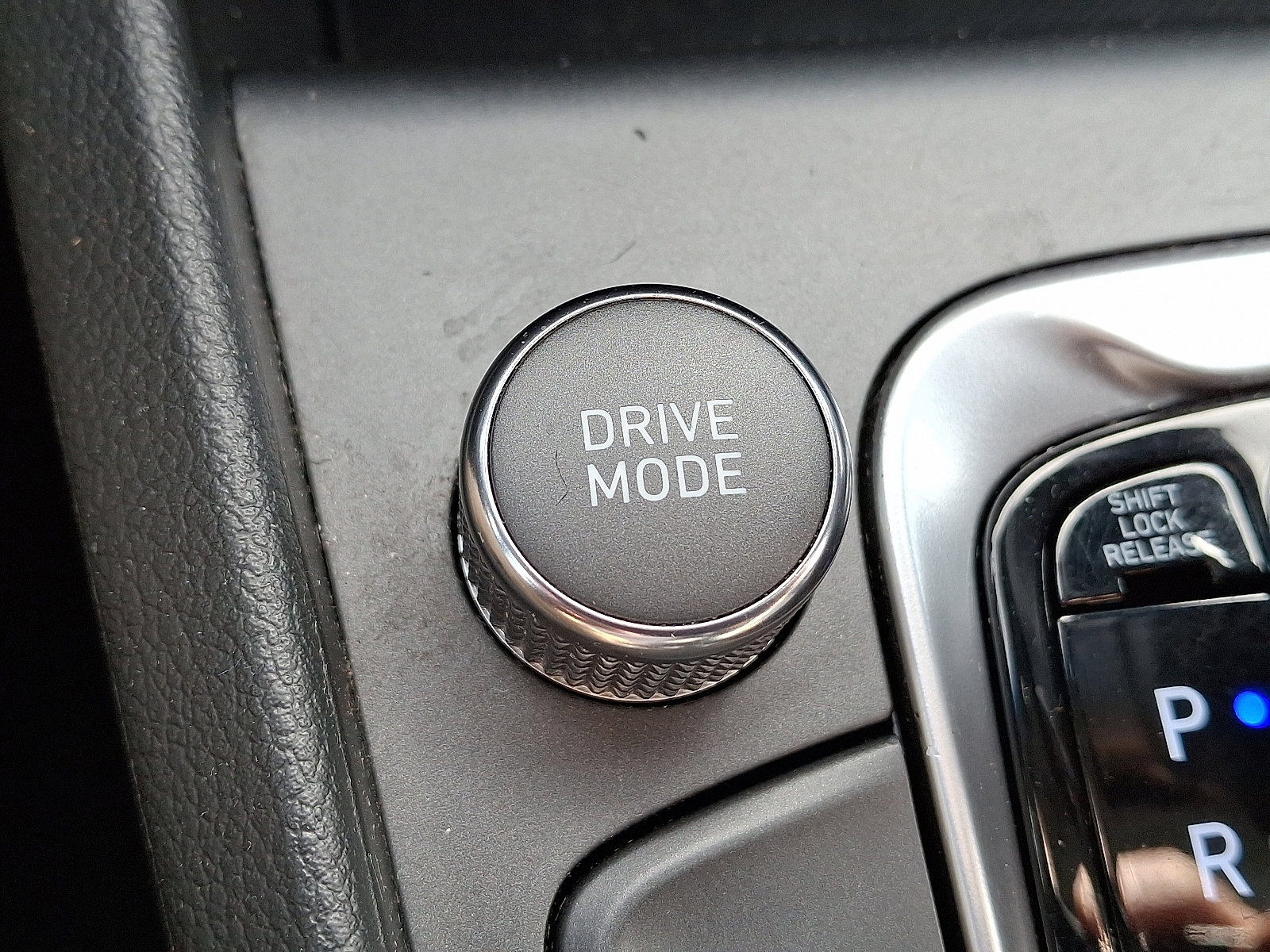 Certified 2023 Hyundai Kona SEL image 24