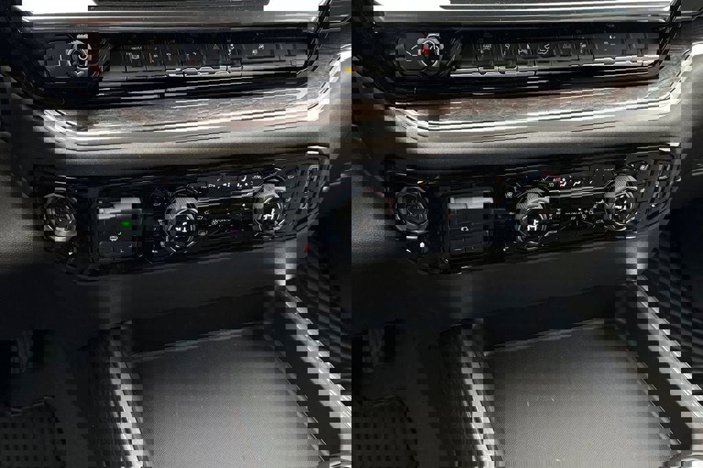 New 2026 Chevrolet Silverado 3500 LTZ w/ LTZ Plus Package image 20