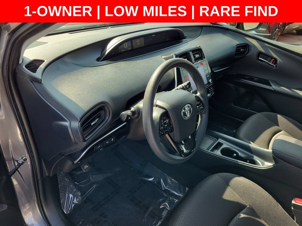 Used 2022 Toyota Prius LE FWD image 19