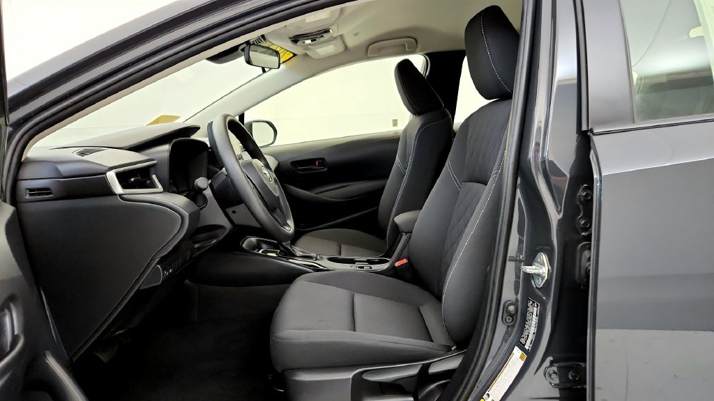 Used 2024 Toyota Corolla LE FWD image 25