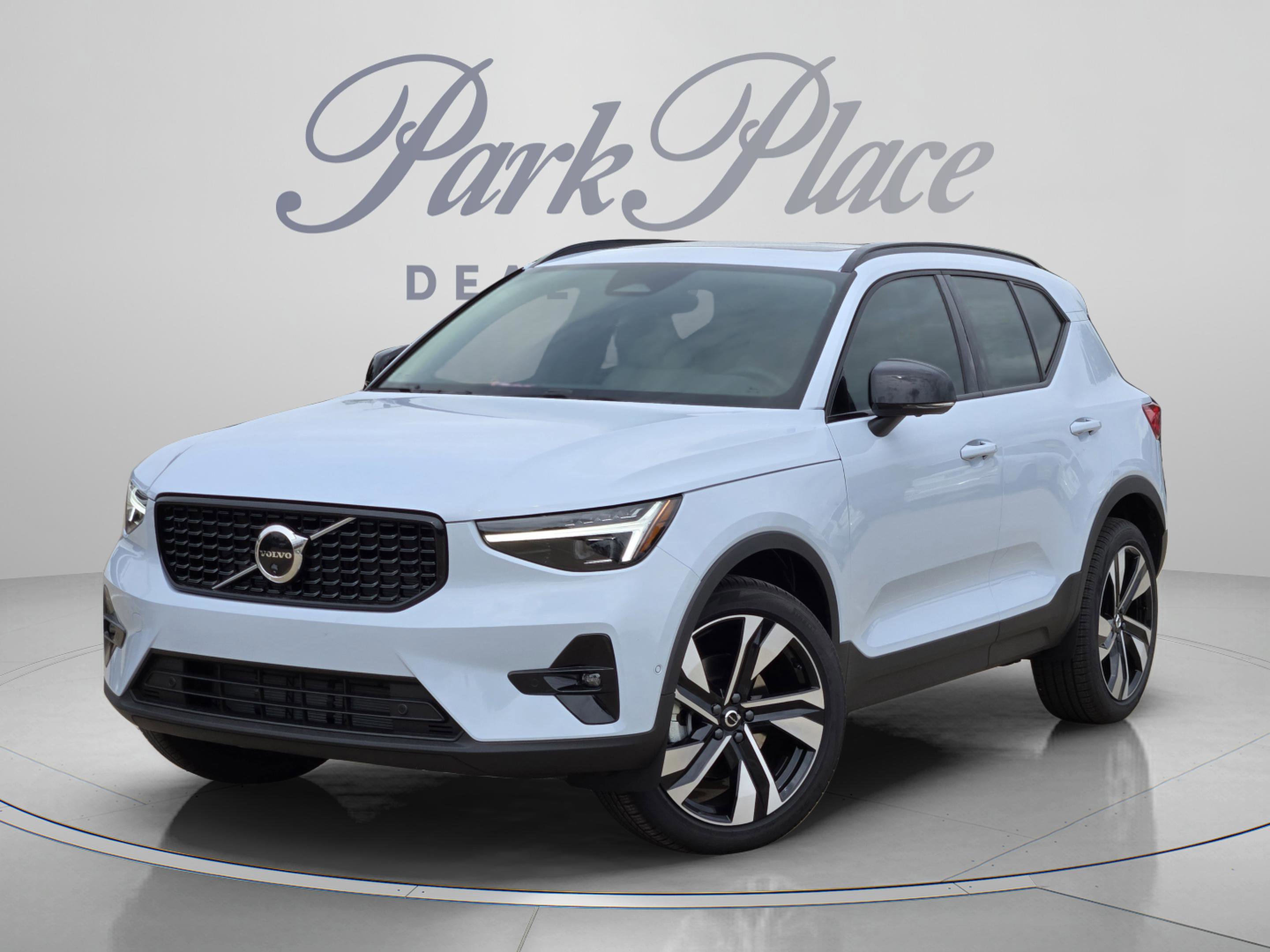 New 2026 Volvo XC40 B5 Ultra w/ Protection Package Premier